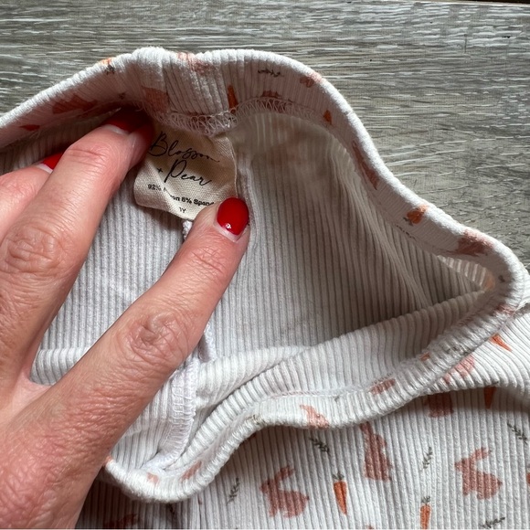 Blossom & Pear 12M Bunny Leggings 🥕🐇 - Picture 2 of 3